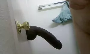 ಮೋಜಿನ ಹವ್ಯಾಸಿ ಡಿಲ್ಡೊ ...