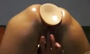 ತನ್ನ ಕತ್ತೆಯಲ್ಲಿ ಚುಚ್ ...